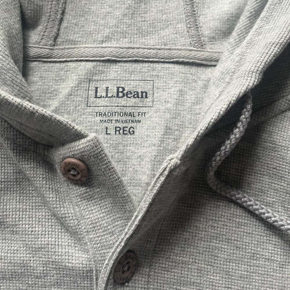 LL Bean , never worn hoodie for men ( soft fabric )